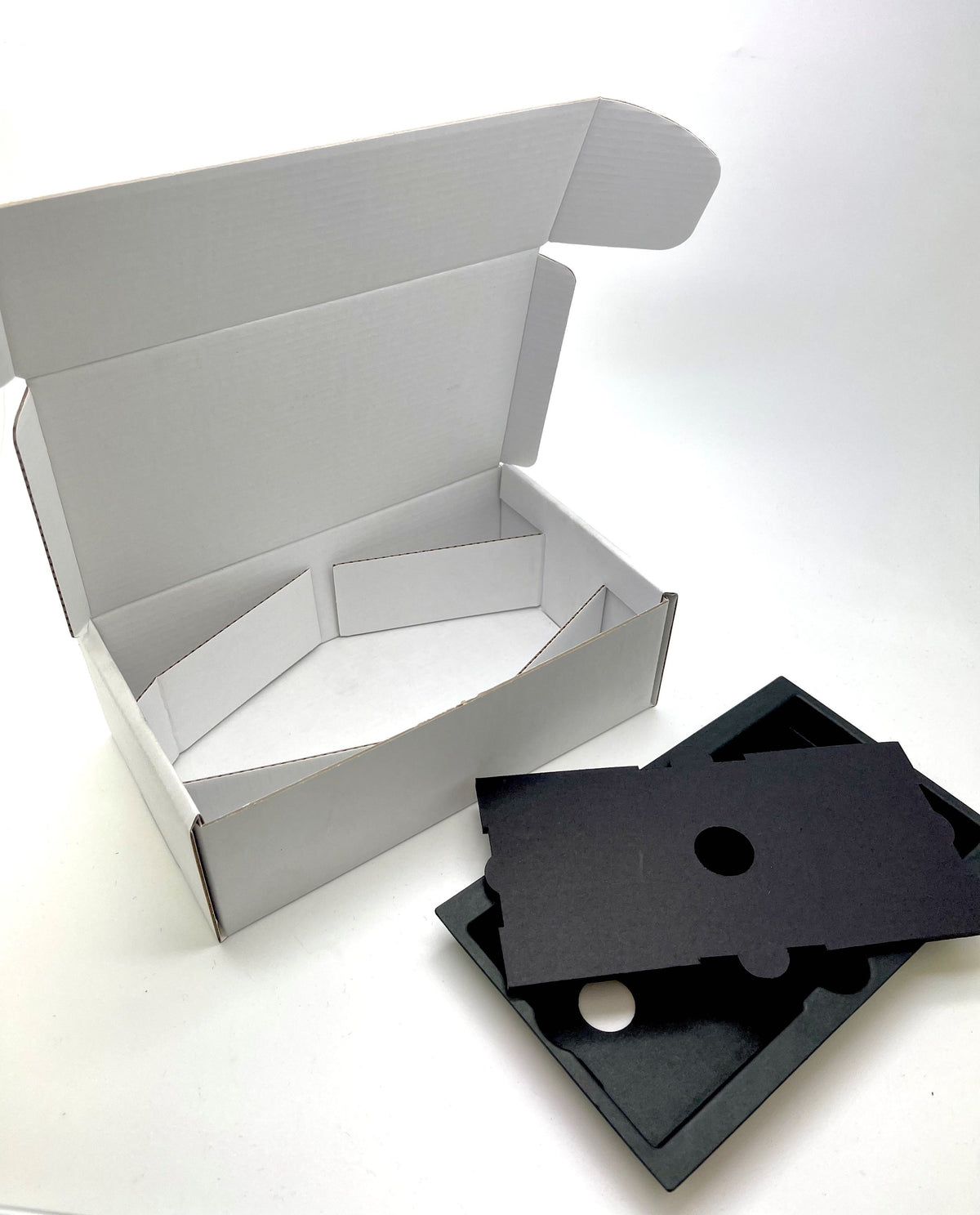 Smartphone Box: White (Classic)