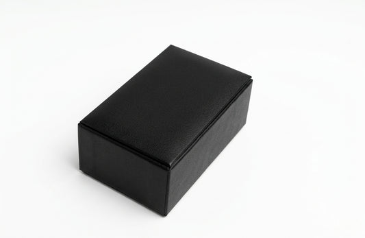 Black textured one-piece carton for handsets, size 2, closed
